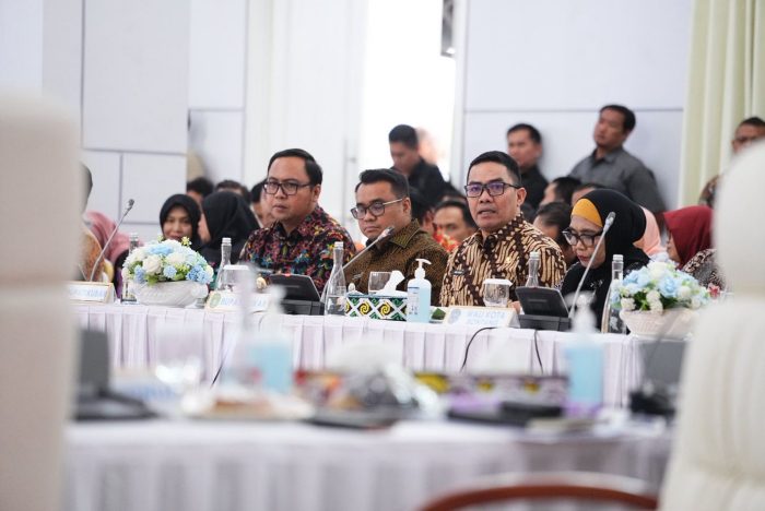 Wali Kota Samarinda, Andi Harun, mengadiri Rapat Koordinasi Daerah (Rakorda) Pertanahan dan Tata Ruang se-Kalimantan Timur (Kaltim) yang digelar di Pendopo Odah Etam, Jalan Gajah Mada Samarinda, Jumat (24/10/2025).