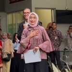 Mantan Direktur Utama PT ASDP Indonesia Ferry, Ira Puspadewi, resmi keluar dari Rutan KPK