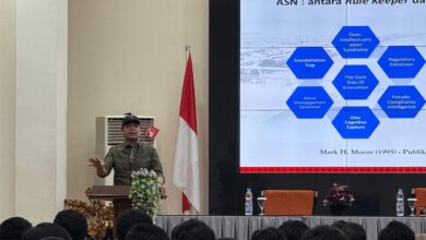 Wali Kota Samarinda, Andi Harun menghadiri sekaligus menjadi pemateri dalam Seminar Nasional IKA PMII.