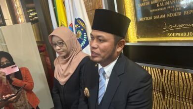 Gubernur Kaltim Rudy Mas’ud yang menjelaskan tentang pelantikan tujuh pejabat pratama