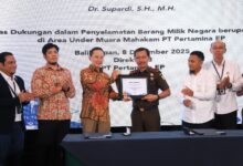 Penandatanganan kerjasama Kejati Kaltim dengan Pertamina Hulu Indonesia untuk penguatan sektor hukum dan pengamanan aset migas negara. (IST)