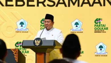 Presiden Prabowo Subianto menghadiri puncak perayaan HUT ke-61 Partai Golkar di Istora Senayan, Jakarta