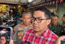 Wali Kota Samarinda, Andi Harun saat diwawancara awak media / Pojoknegeri.com