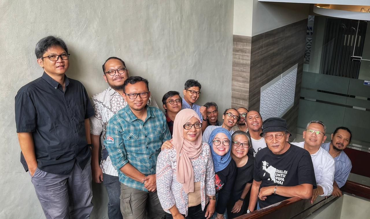 Para akademisi yang tergabung dalam KIKA saat merilis peringkat ancaman kebebasan akademik. (IST)
