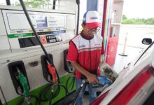 Ilustrasi pasokan BBM yang dijaminkan Pertamina akan tetap tersedia untuk penuhi kebutuhan kapal sungai di Kaltim