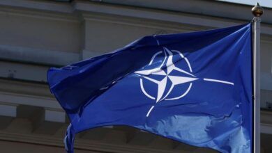 Pakta Pertahanan Atlantik Utara (NATO).