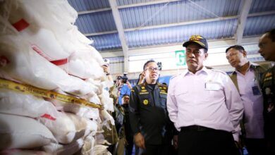 Menteri Pertanian (Mentan) Andi Amran Sulaiman melakukan inspeksi mendadak di kawasan Bea Cukai Tanjung Balai Karimun