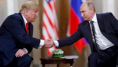 Presiden Rusia Vladimir Putin dan Presiden Amerika Serikat Donald Trump