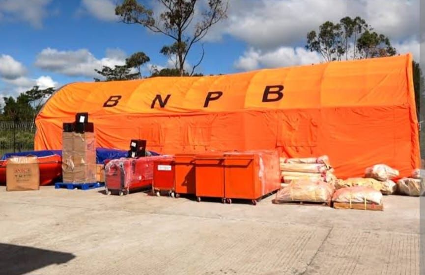 Tenda darurat Badan Nasional Penanggulangan Bencana (BNPB)
