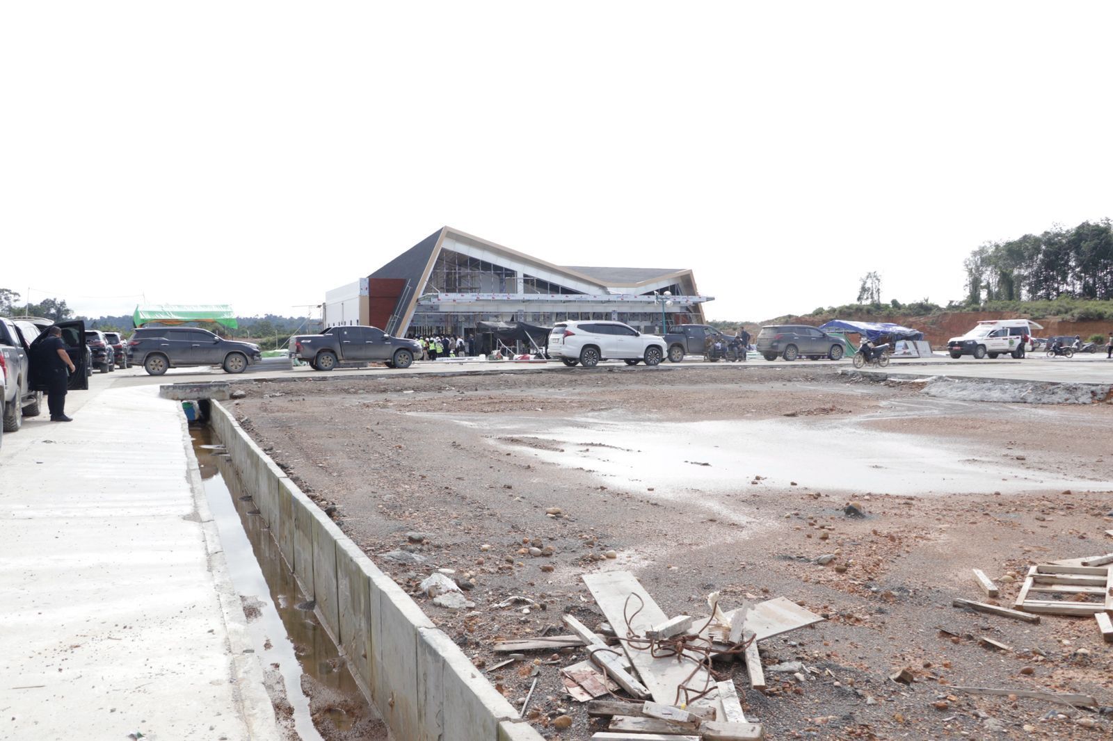 Pembangunan Bandara Ujoh Bilang