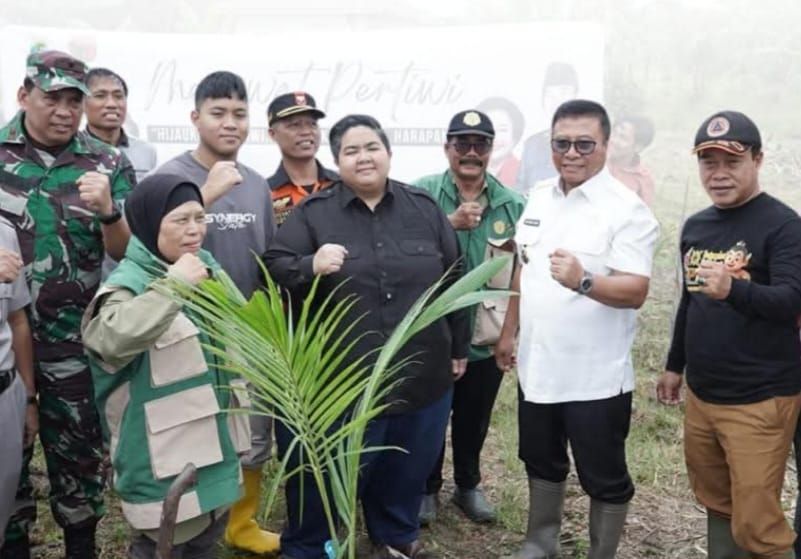Kegiatan penghijauan yang dilaksanakan Kelompok Tani Rahayu Rombongan Haji Soeyono