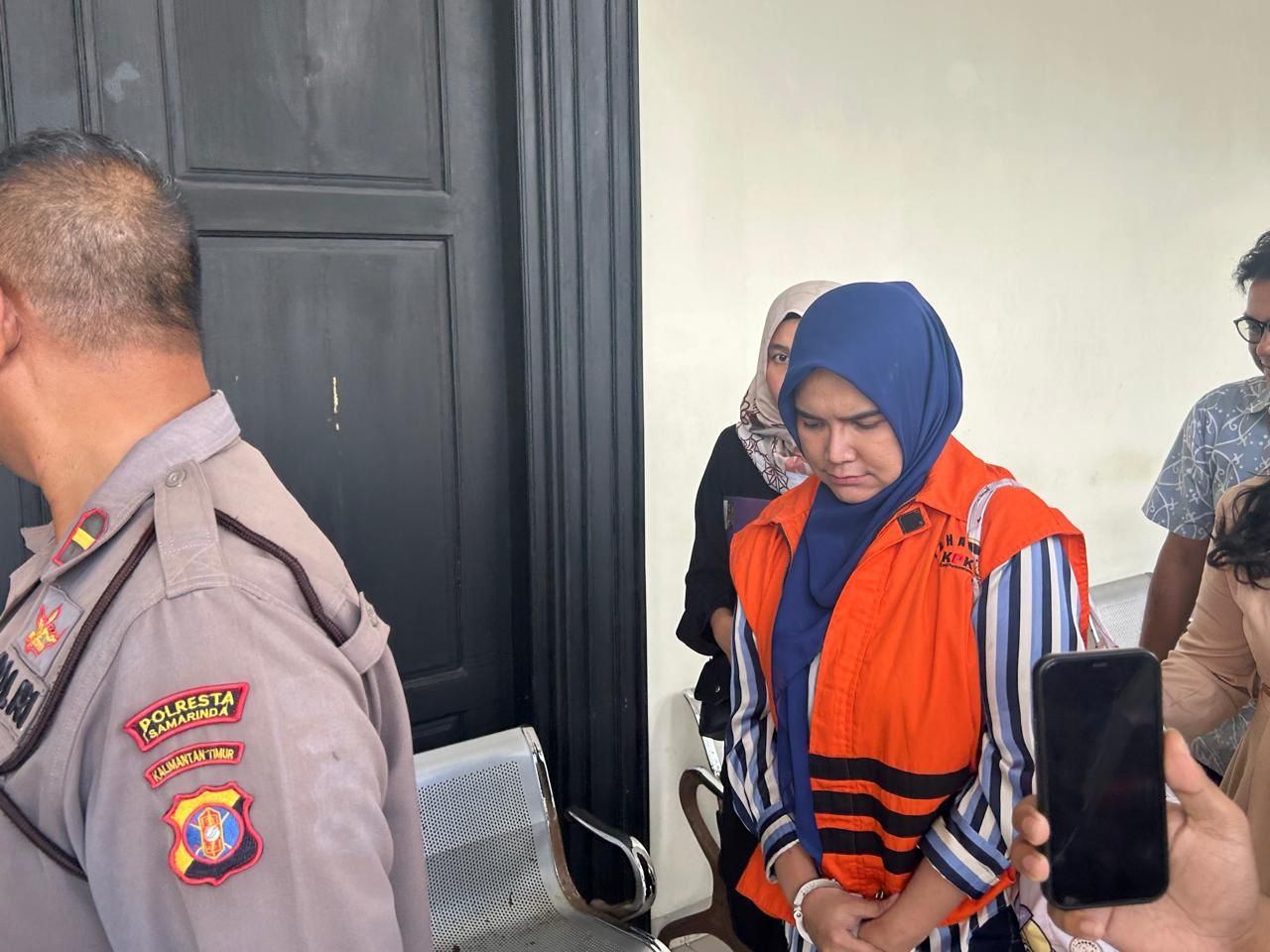 Suasana sidang kasus dugaan suap IUP di Kaltim yang seret Dayang Donna sebagai terdakwa