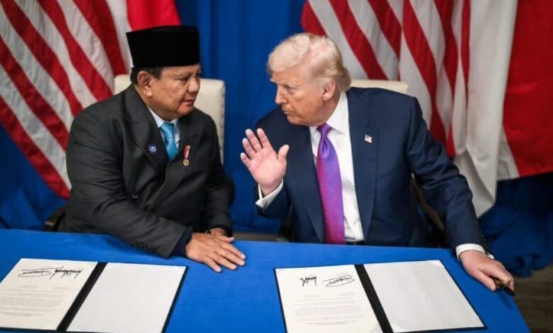 Presiden Prabowo Subianto dan Presiden AS Donald Trump menandatangani perjanjian dagang