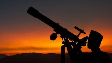 Ilustrasi pemantauan hilal (rukyatul hilal)