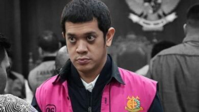 Anak pengusaha minyak Riza Chalid, Muhammad Kerry Adrianto Riza, dijatuhi hukuman 15 tahun penjara