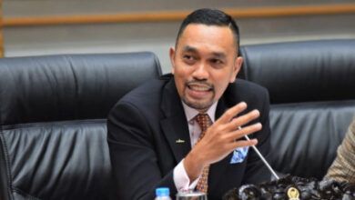 Ahmad Sahroni, politikus NasDem