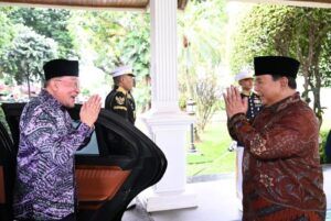 Pertemuan penuh kehangatan antara Presiden Republik Indonesia, Prabowo Subianto, dan Perdana Menteri Malaysia, Anwar Ibrahim