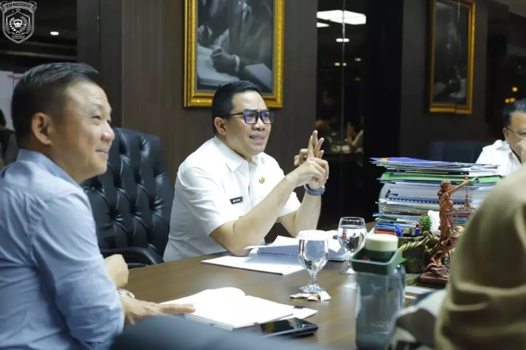 Wali Kota Samarinda, Andi Harun memimpin rapat paparan dan audiensi bersama PT Bumi Indah Eka Karsa
