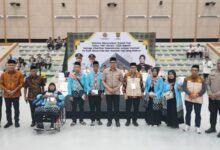 Wali Kota Samarinda Andi Harun lepas keberangkatan jemaah haji asal Samarinda