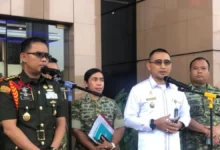 Pengadilan Militer II-08 Jakarta menjadwalkan sidang perdana kasus dugaan penyiraman air keras terhadap Wakil Koordinator KontraS, Andrie Yunus, pada Rabu, 29 April 2026 mendatang.
