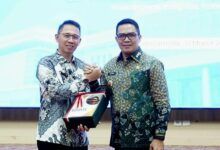 Wali Kota Samarinda, Andi Harun menyerahkan Laporan Keuangan Pemerintah Daerah (LKPD) Tahun Anggaran 2025 kepada BPK