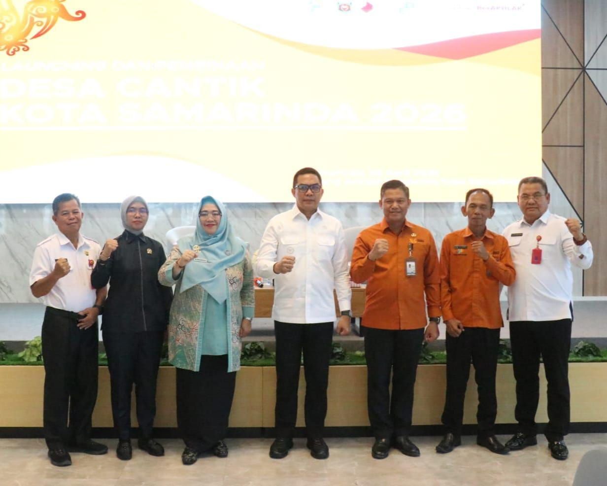 Peluncuran program Desa Cantik (Cinta Statistik) yang dilakukan di di Ballroom Arutala Kantor Bapperida Samarinda