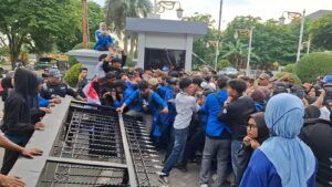 Aksi unjuk rasa digelar Pergerakan Mahasiswa Islam Indonesia (PMII) Cabang Samarinda