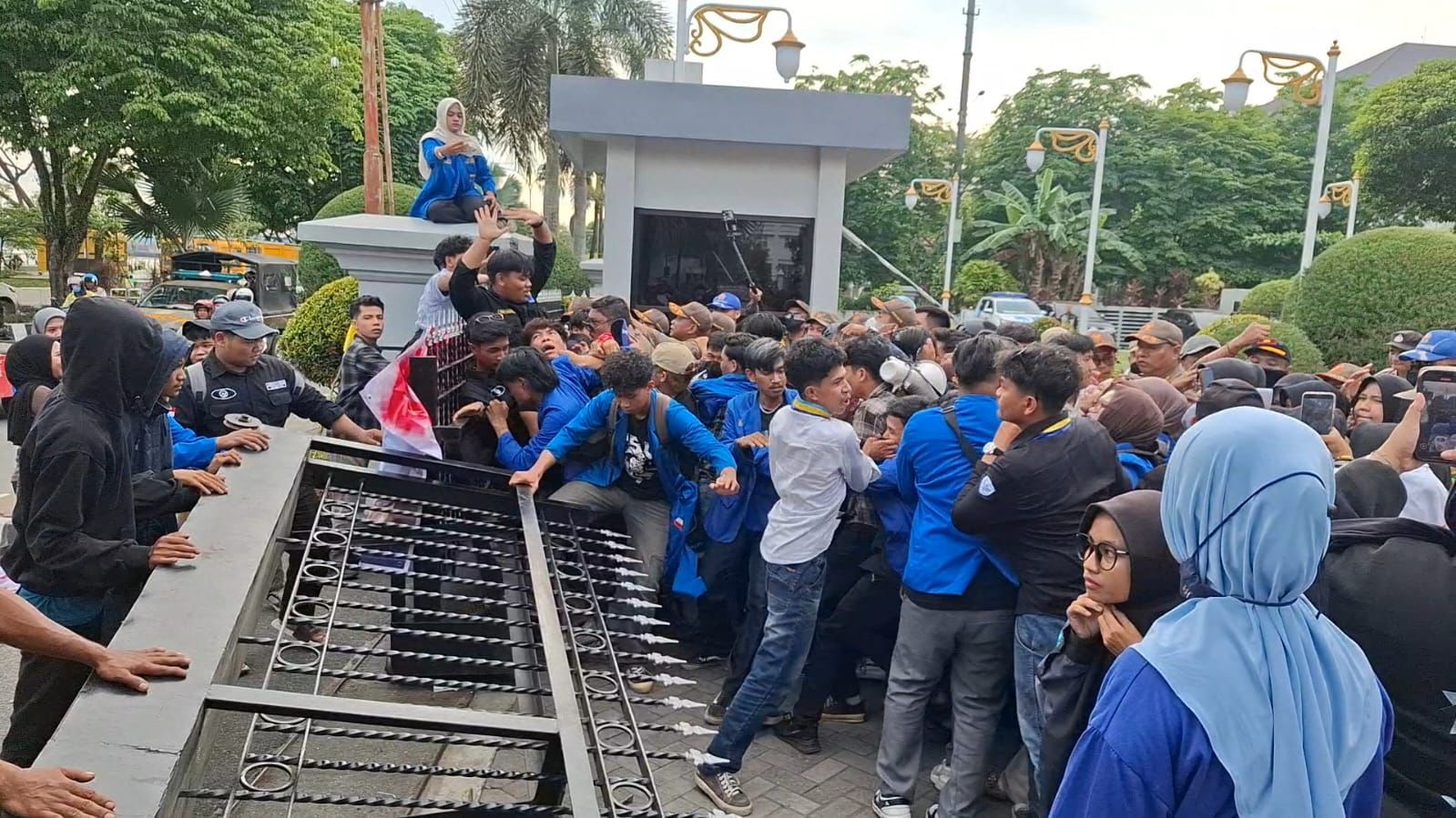 Aksi unjuk rasa digelar Pergerakan Mahasiswa Islam Indonesia (PMII) Cabang Samarinda
