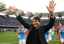 Antonio Conte resmi mengakhiri kebersamaannya dengan Napoli