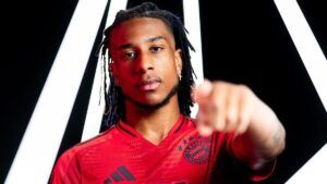 Michael Olise, winger yang saat ini bersinar bersama Bayern Munich