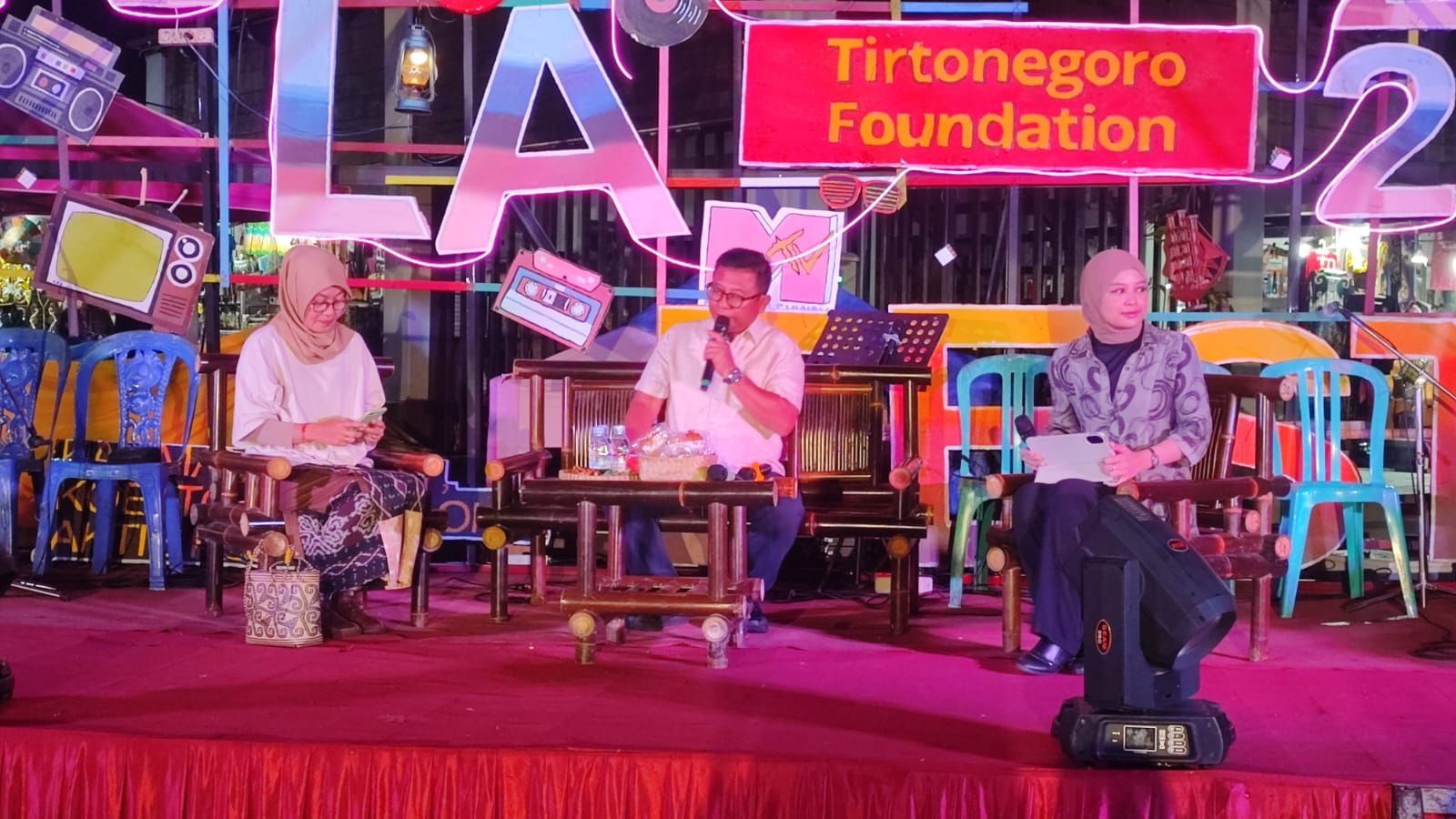 Wakil Wali Kota Samarinda, Saefuddin Zuhri, saat menjadi narasumber dalam Talk Show City Talk: Culture pada rangkaian kegiatan Kala Fest – Nostalgia Tempo Doeloe