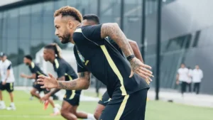 Timnas Brasil terus memantau kondisi Neymar yang belum pulih sepenuhnya dari cedera betis