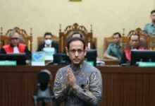 Mantan Menteri Pendidikan, Kebudayaan, Riset, dan Teknologi, Nadiem Anwar Makarim divonis dengan pidana 10 tahun penjara dan denda Rp1 miliar