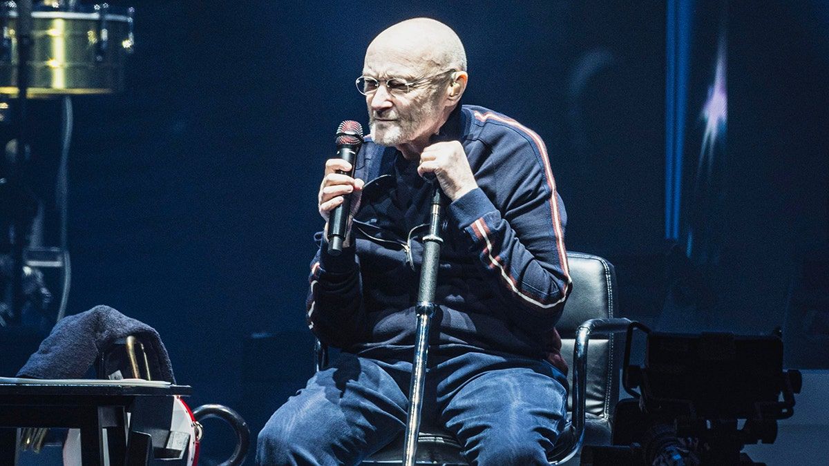 Musisi legendaris Phil Collins