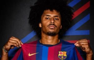 Karim Adeyemi gabung dengan Barcelona