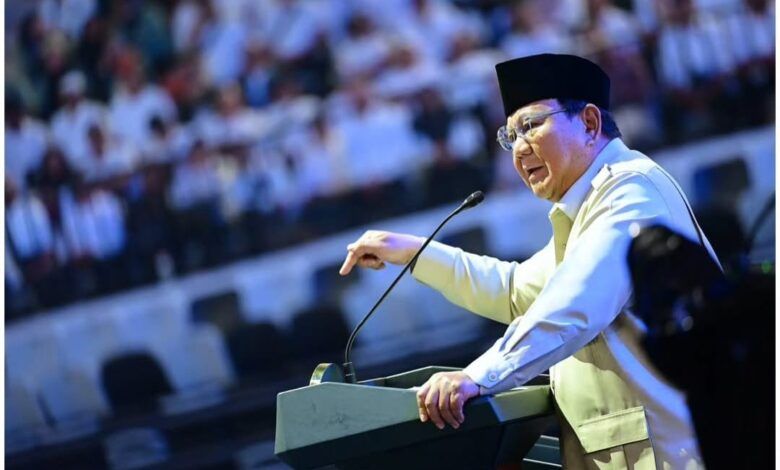 Prabowo saat pidato di acara Puncak Perayaan Hari Koperasi Nasional Ke-79 Tahun 2026 di Indonesia Arena, Gelora Bung Karno, Jakarta, Minggu (12/7/2026).