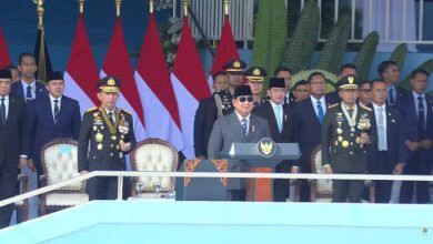 Presiden Prabowo Subianto menghadiri upacara peringatan HUT Bhayangkara ke-80 di Satlat Brimob Cikeas, Bogor, Jawa Barat, Rabu (1/7).