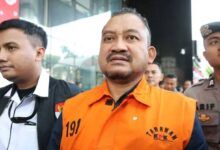 Bupati Pemalang Anom Widiyantoro Resmi Ditahan KPK