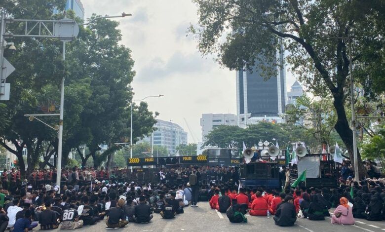 Ilustrai aksi unjuk rasa yang berlangsung di wilayah Jakarta Pusat