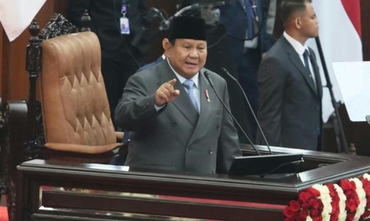 Presiden Prabowo Subianto pidato dalam Sidang Tahunan MPR dan Sidang Bersama DPR dan DPD di Kompleks Parlemen, Jakarta, Jumat (14/8).