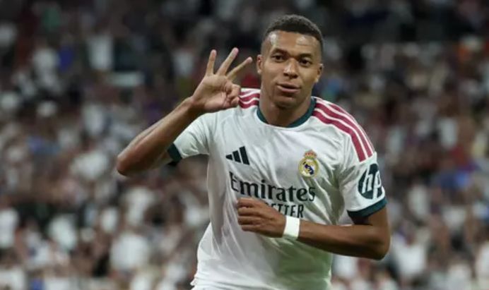 Kylian Mbappe tampil gemilang saat Real Madrid meraih kemenangan meyakinkan 4-1 atas Real Sociedad