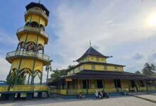 Masjid Shiratal Mustaqim di Samarinda yang merupakan salah satu cagar budaya