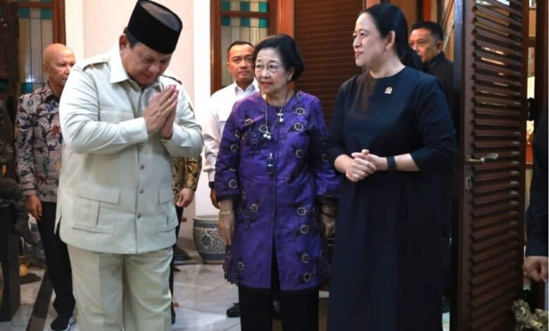 Presiden Prabowo Subianto menemui Ketua Umum PDI Perjuangan Megawati Soekarnoputri di kediamannya, Jalan Teuku Umar