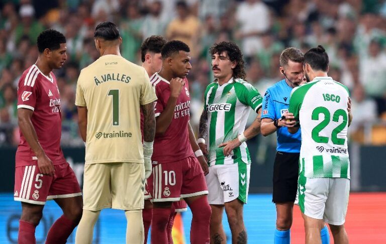 Real Madrid Tumbang di Markas Real Betis, Penalti Mbappe Gagal