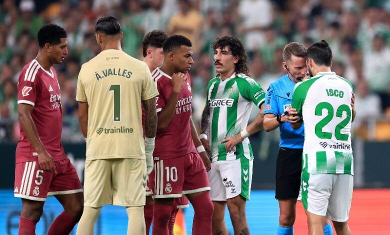 Real Madrid harus menelan kekalahan tipis 0-1 saat bertandang ke markas Real Betis