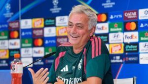 Pelatih Real Madrid Jose Mourinho