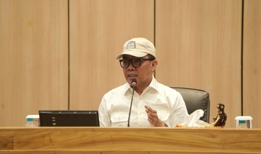 Wali Kota Samarinda Andi Harun saat konferensi pers di Ruang Mangkupelas Balai Kota Samarinda, Rabu (9/9/2026)