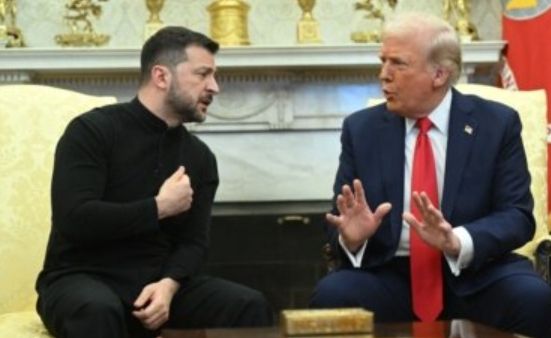 Presiden Amerika Serikat (AS) Donald Trump dan Presiden Ukraina Volodymyr Zelenskyy