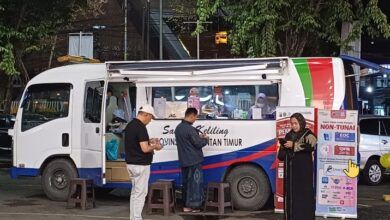 Layanan Samsat Malam yang beroperasi di luar jam kerja reguler untuk memudahkan masyarakat membayar pajak