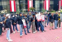 Aksi Damai Gerakan Bakti Cendana (GBC) di depan Gedung Komisi Pemberantasan Korupsi (KPK) RI